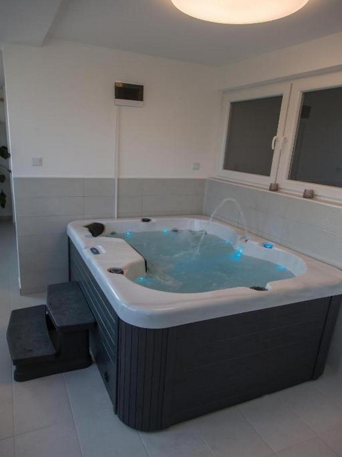 Holiday Home Thesaurum Karanac Dış mekan fotoğraf